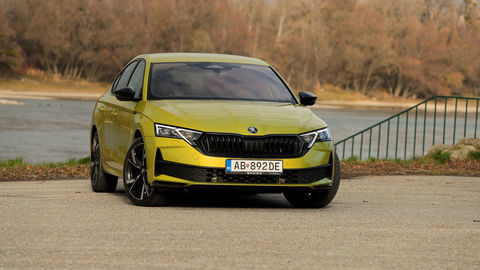 Thumb skoda octavia 2.0tsi 4x4 sportline sk test 2025 4k.00 02 09 16.still550