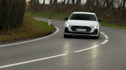 Thumb audi a5 phev sk test 2025 4k.00 13 47 20.still560