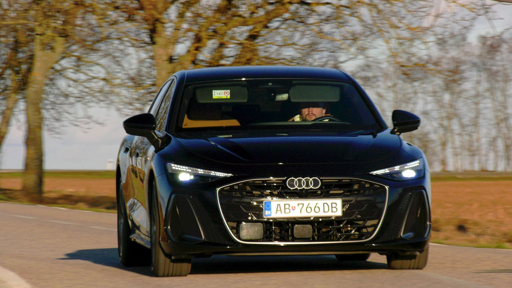 Content audi a6 sedan sk test 2025 4k.00 22 08 16.still578