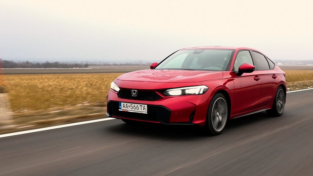 Content honda civic ehev sk test 2026 4k.00 12 47 16.still595