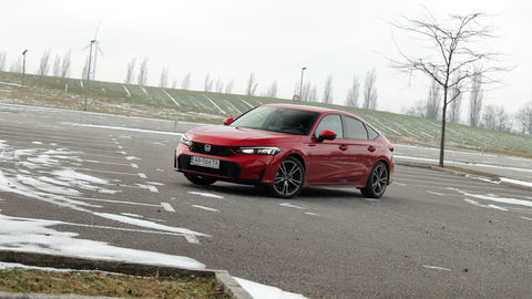 Thumb honda civic ehev sk test 2026 4k.00 00 58 09.still593