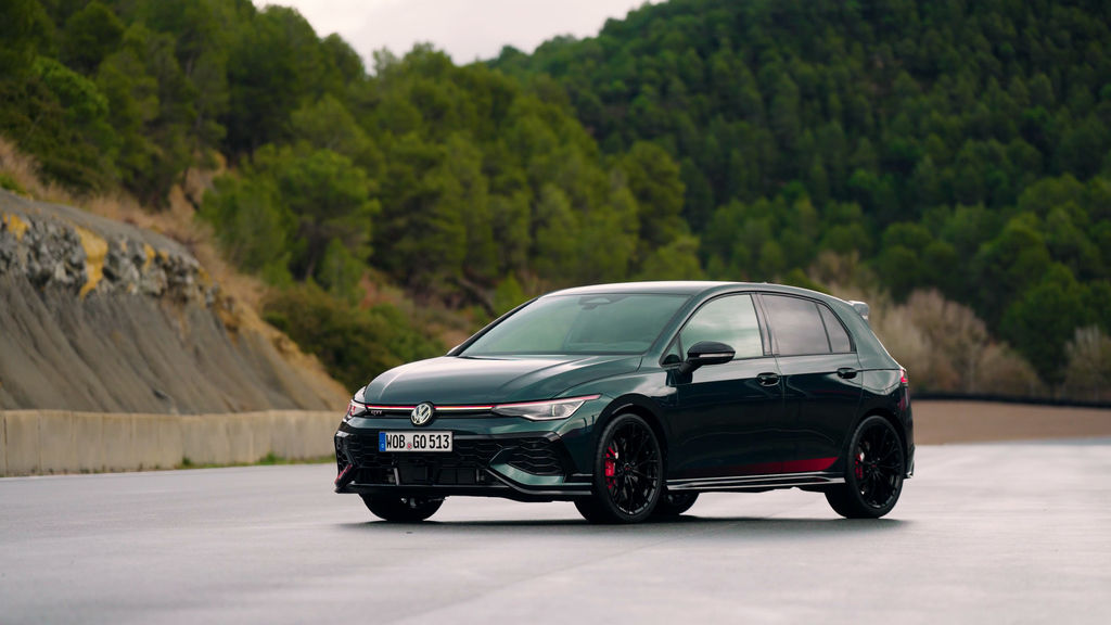 Content vw golf gt days 50years edition prva jazda 2026 4k.00 11 00 21.still614