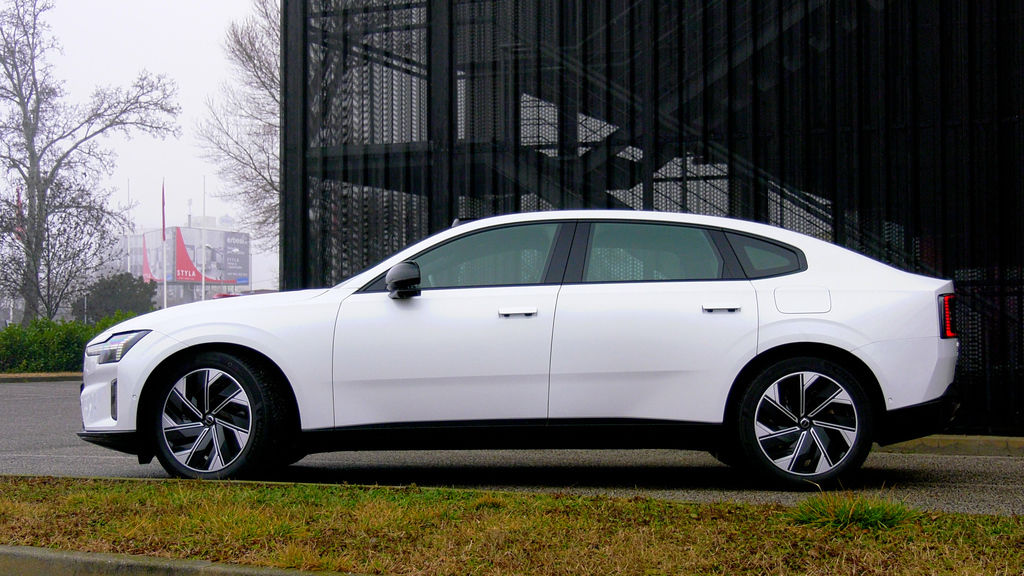 Content volvo es90 sk test 2026 4k.00 09 23 18.still631