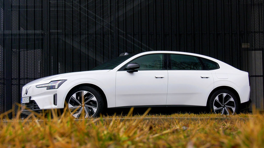 Content volvo es90 sk test 2026 4k.00 01 26 19.still629