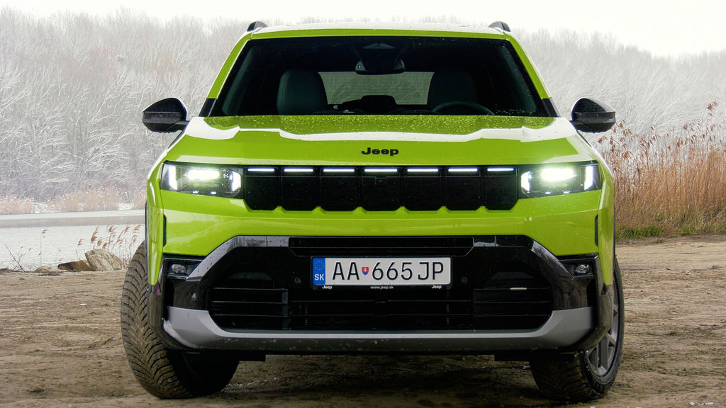 Content jeep compass first edition sk test 2026 4k.00 01 03 11.still645