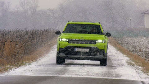 Thumb jeep compass first edition sk test 2026 4k.00 29 12 18.still653