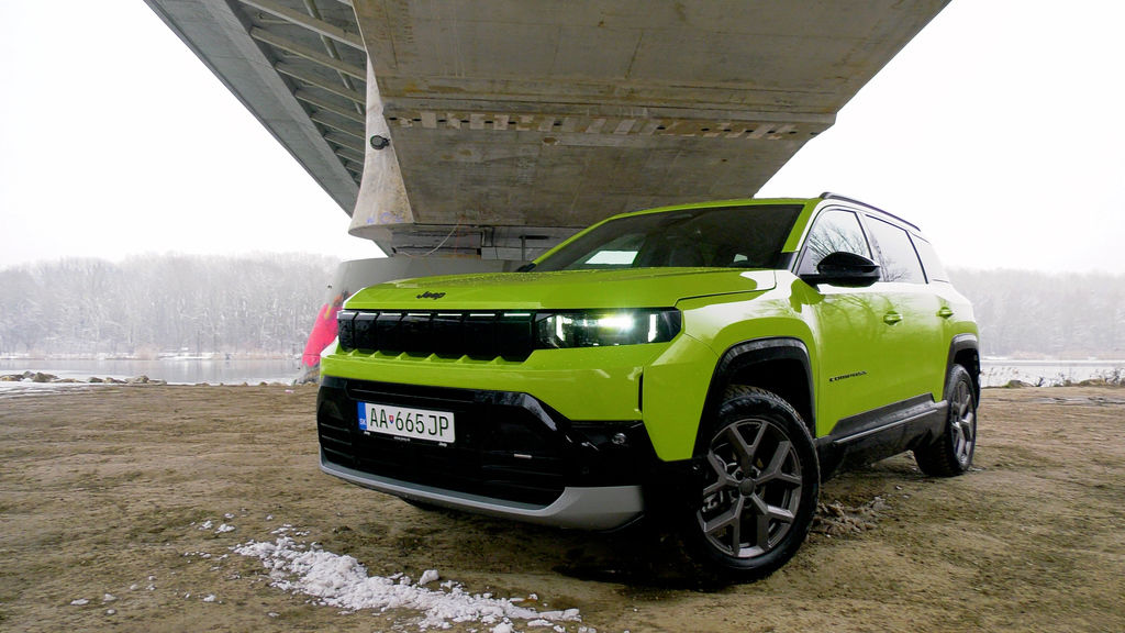 Content jeep compass first edition sk test 2026 4k.00 29 35 07.still654