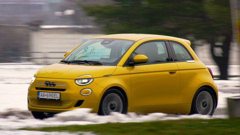 Thumb fiat 500 hybrid sk test 2026 4k.00 15 55 02.still659