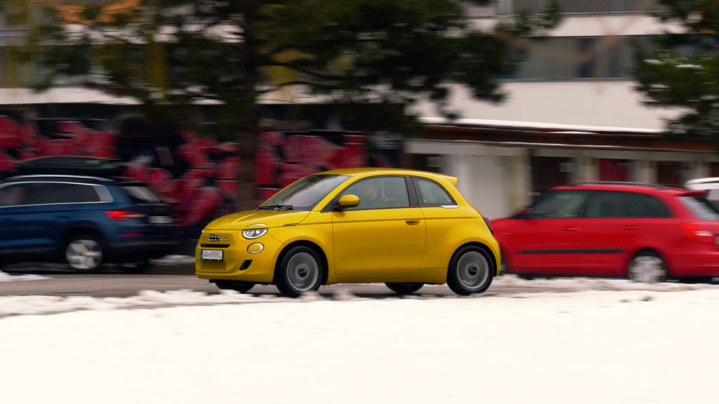 Content fiat 500 hybrid sk test 2026 4k.00 15 58 05.still660