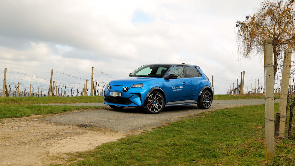 Content alpine r5 a290 sk test 2026 4k.00 01 07 02.still690