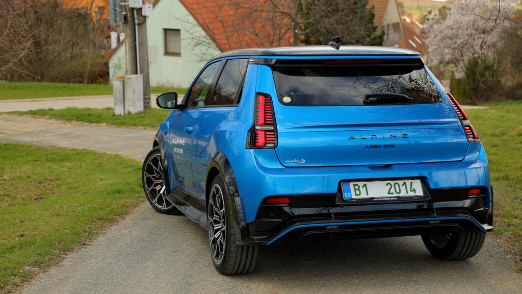 Content alpine r5 a290 sk test 2026 4k.00 09 32 19.still693