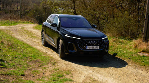 Thumb audi q5 e hybrid sk test 2026 4k.00 18 15 13.still695