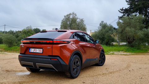 Thumb toyota c hr%2b prva jazda 2026 4k.00 00 32 19.still691