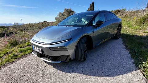 Thumb xpeng p7 strih02.00 01 06 22.still005