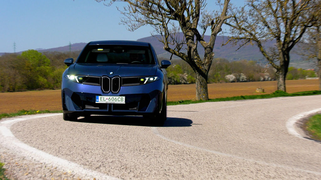 Content bmw ix3 neue klasse sk test 2026 4k.00 00 11 00.still699