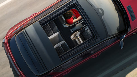 Thumb renault 4 e tech electric plein sud 8