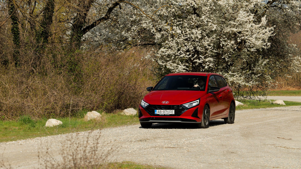 Content hyundai i20 black edition sk test 2026 4k.00 12 54 06.still700