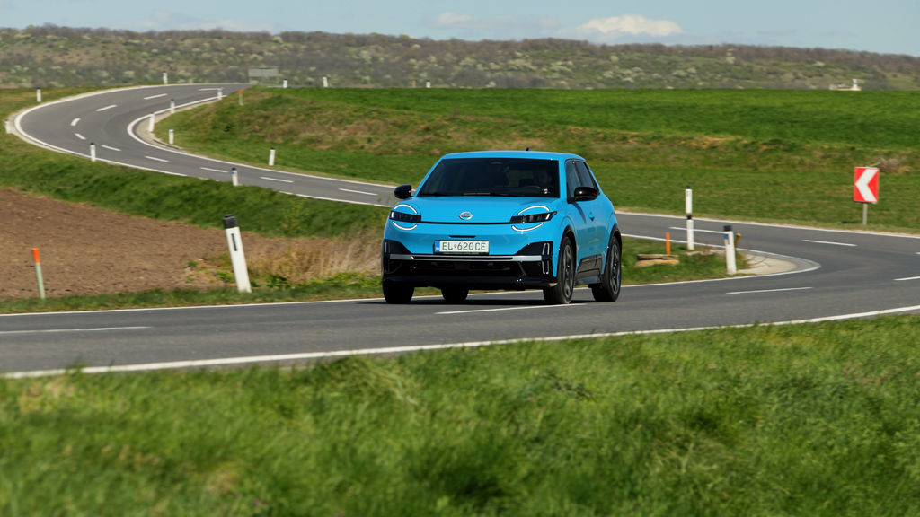 Content nissan micra sk test 2026 4k.00 19 44 11.still707