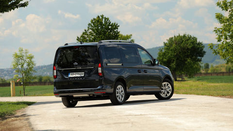 Thumb ford tourneo connect phev sk test 2026 4k.00 01 21 12.still741