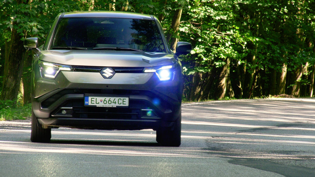 Content suzuki e vitara sk test 2026 4k.00 19 21 06.still745