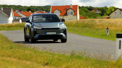Thumb toyota c hr%2b sk test 2026 4k.00 07 10 08.still757