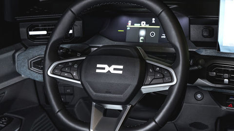 Thumb dacia striker hybrid 155 8
