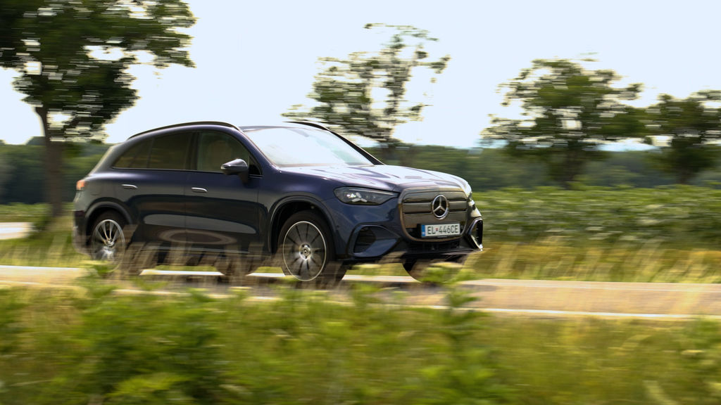 Content mercedes glc400 sk test 2026 4k.00 25 43 24.still777