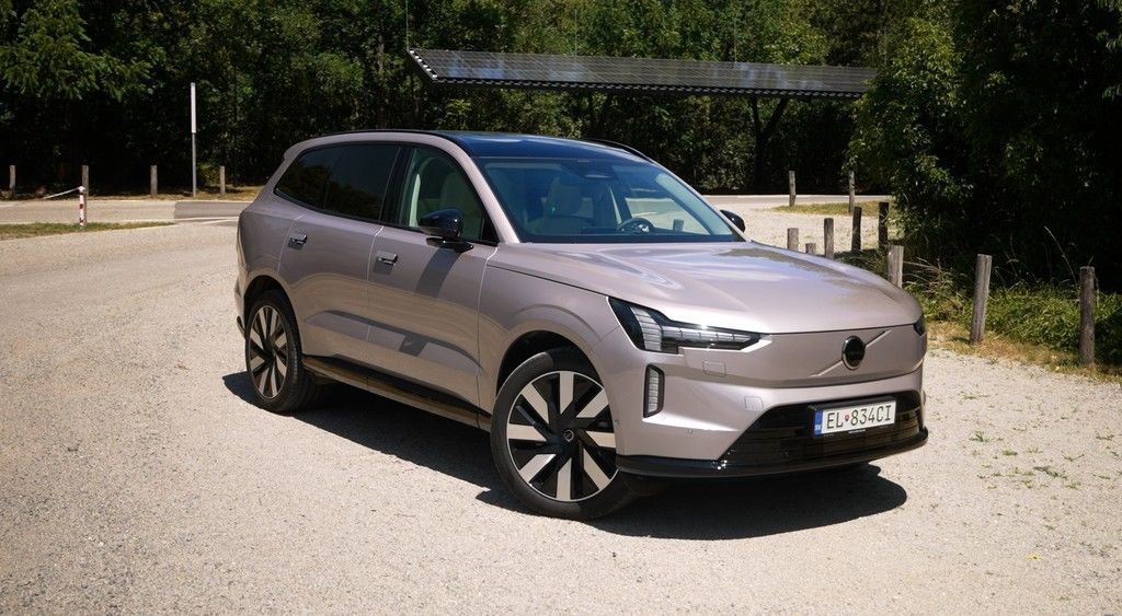 Content volvo ex90 sk test 2026 4k.00 03 24 19.still775