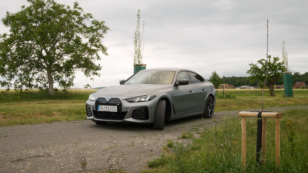 Content bmw i4 m60 sk test 2026 4k.00 08 35 16.still771