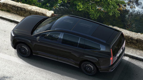 Thumb 2 hyundai ioniq 9 exterior black top 4x3