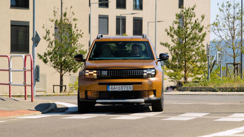 Thumb fiat grande panda 1.2 manual sk test 2026 4k.00 08 47 18.still785