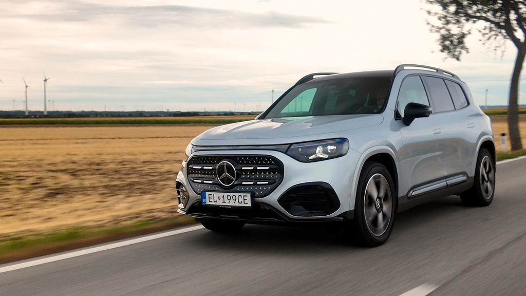 Content mercedes glb sk test 2026 4k.00 06 48 17.still809