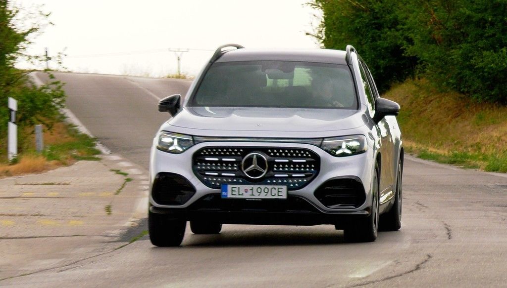 Content mercedes glb sk test 2026 4k.00 17 17 09.still810