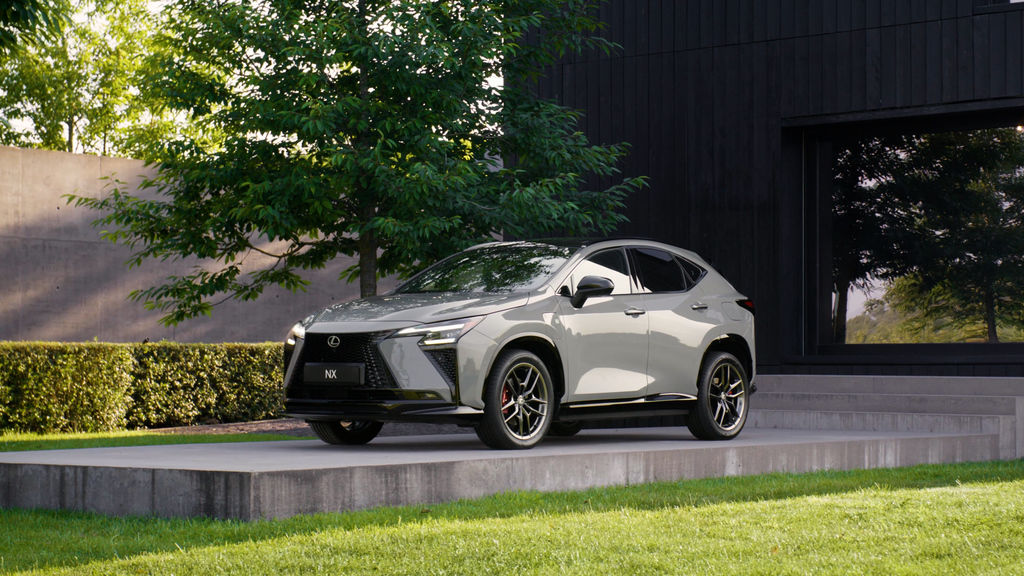 Content lexus nx facelift studio 2026 4k.00 07 39 00.still799