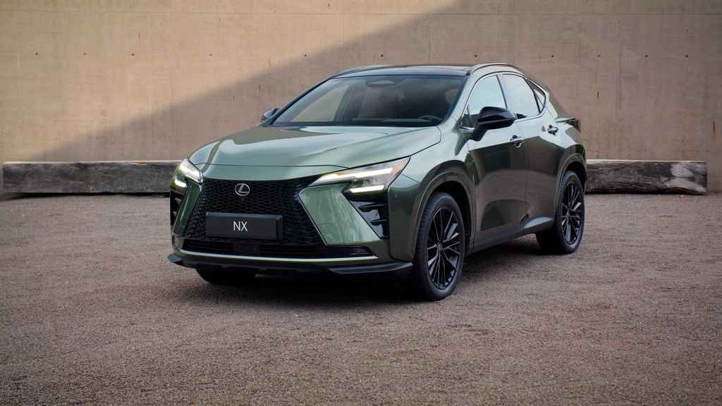 Content lexus nx facelift studio 2026 4k.00 08 51 19.still802