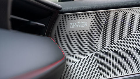 Thumb nx 450h%2b f sport interior 0023