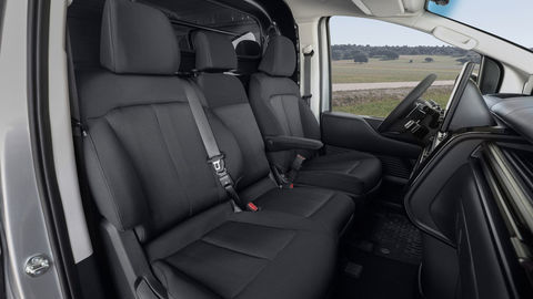 Thumb hyundai staria cargo05