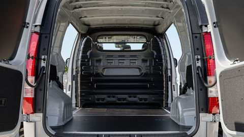 Thumb hyundai staria cargo06
