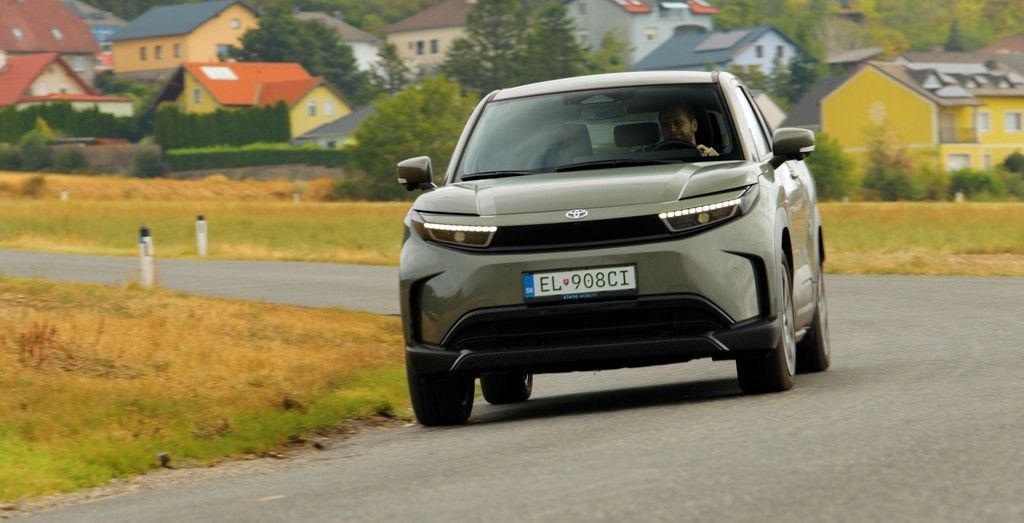 Content toyota urbancruiser sk test 2026 4k.00 11 39 01.still816
