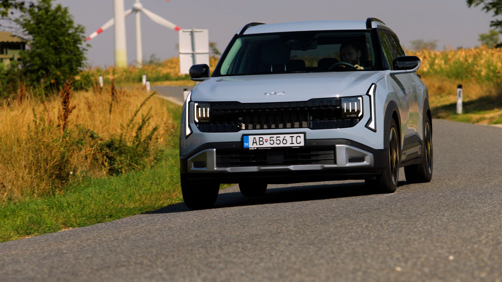 Content kia seltos sk test 2026 4k.00 12 57 20.still815