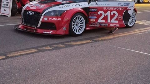 Thumb pikes peak huska  1 