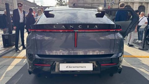 Thumb lancia gamma  4 