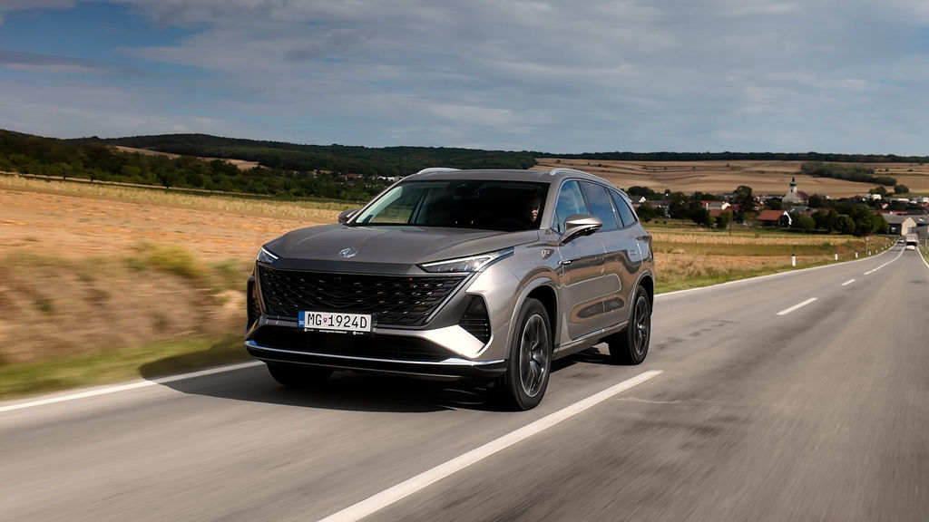 Content mg s9 phev sk test 2026 4k.00 04 57 16.still833