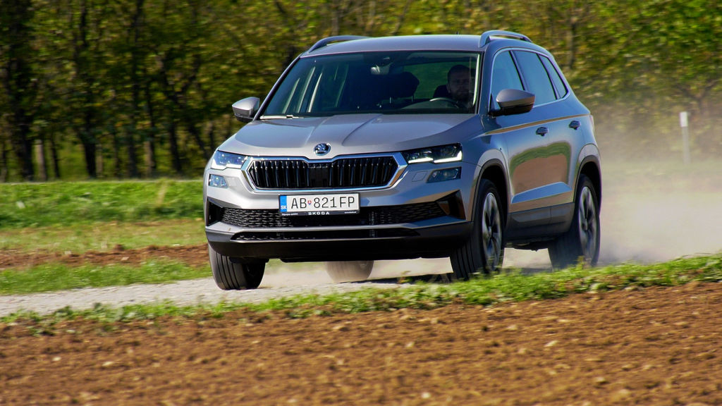 Content skoda karoq sk test 2026 4k.00 20 05 21.still838   k pia