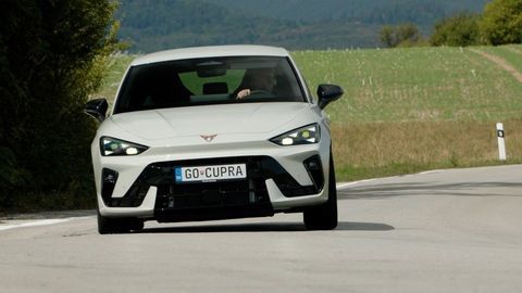 Thumb cupra leon sk test 2026 4k.00 07 45 15.still830