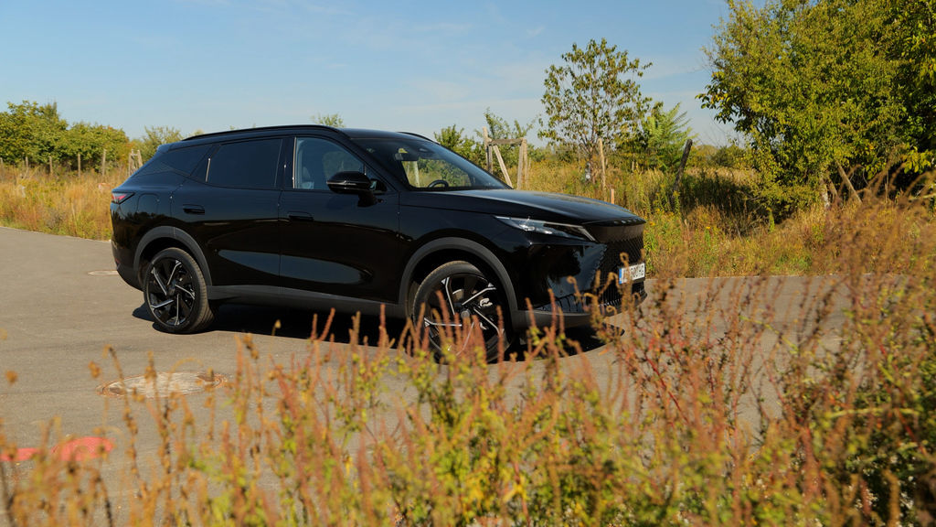 Content omoda 7 phev sk test 2026 4k.00 00 27 15.still831