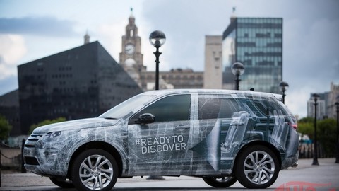 Thumb 72371 large lr discovery sport camo 02