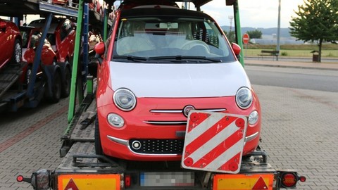 Thumb 91038 large vynoveny fiat 500 sme odfotili v bratislave este pred premierou