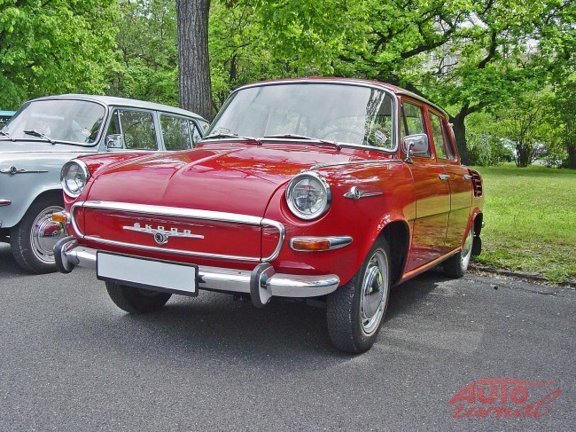 13a Red_Škoda_1000_MB