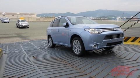 Thumb 46644 large outlander phev shipment 2ttt